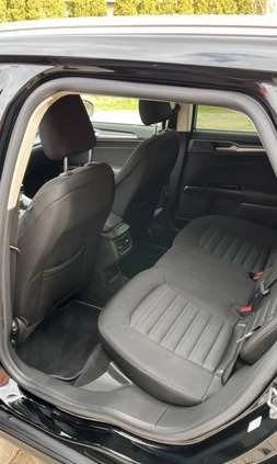 Ford Mondeo cena 72900 przebieg: 104000, rok produkcji 2018 z Lębork małe 277